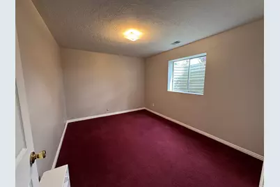 319 S 900 W, Orem, UT 84058 - Photo 23