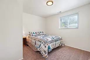 865 S 325 W, Orem, UT 84058 - Photo 13