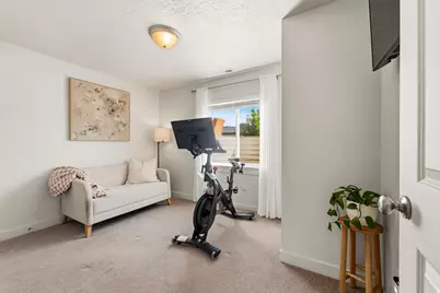 236 W Prickly Pear Dr, Saratoga Springs, UT 84045 - Photo 33