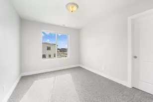 5249 N Evergreen Wy, Eagle Mountain, UT 84005 - Photo 37