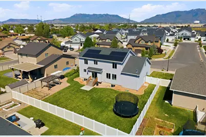 1131 S 1325 W, Clearfield, UT 84015 - Photo 33