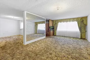565 E 600 N, Logan, UT 84321 - Photo 5