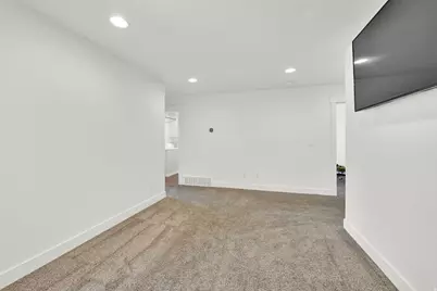 952 W 1910 S, Syracuse, UT 84075 - Photo 25