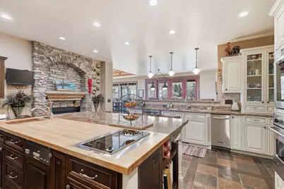 793 Lakeview Dr #31,32, Garden City, UT 84028 - Photo 45