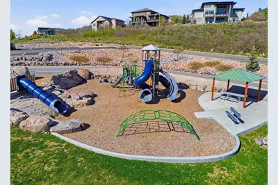 2076 E Ash Down Ln, Draper, UT 84020 - Photo 75