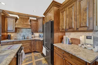 973 E Taliesen Cv S, Midvale, UT 84047 - Photo 15