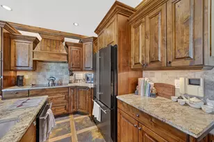 973 E Taliesen Cv S, Midvale, UT 84047 - Photo 15