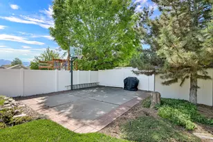 1397 W 2275 S, Syracuse, UT 84075 - Photo 37