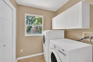 1397 W 2275 S, Syracuse, UT 84075 - Photo 27