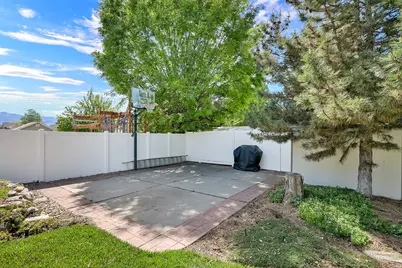 1397 W 2275 S, Syracuse, UT 84075 - Photo 37