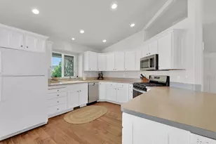 1397 W 2275 S, Syracuse, UT 84075 - Photo 21