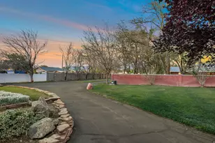 2737 W 9850 S, South Jordan, UT 84095 - Photo 55