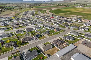 662 E 100 N, Tremonton, UT 84337 - Photo 33