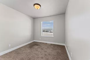 662 E 100 N, Tremonton, UT 84337 - Photo 11