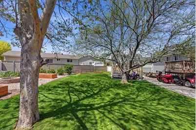 3299 W Royalwood Dr S, Taylorsville, UT 84129 - Photo 23