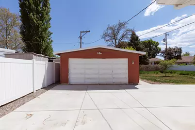 1104 E 5235 S, Murray, UT 84117 - Photo 25