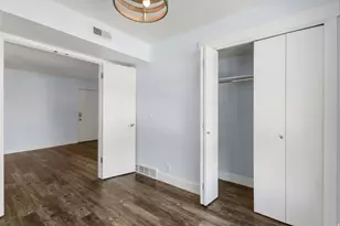 1206 E Waterside Cv S, Cottonwood Heights, UT 84047 - Photo 13