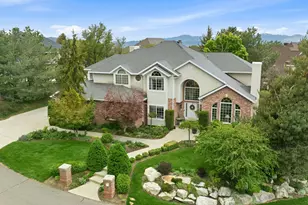 9 Pepperwood Pointe, Sandy, UT 84092 - Photo 3