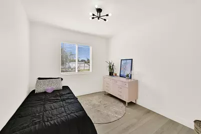 2476 W Clydesdale Ct. N, Farr West, UT 84404 - Photo 27