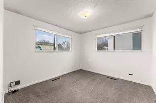 965 N 400 E, Lehi, UT 84043 - Photo 17