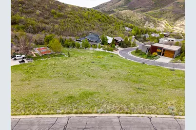 326 S Maryfield Dr #404, Salt Lake City, UT 84108 - Photo 1