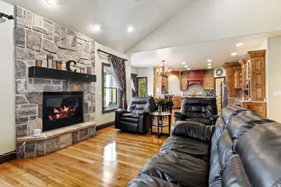 3225 W Chateau View Cir, South Jordan, UT 84095 - Photo 9