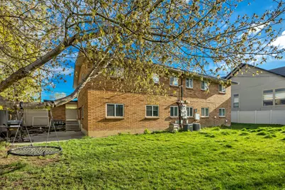 2022 E 4500 S, Holladay, UT 84117 - Photo 29