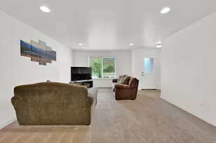 7449 S Sandalwood Dr E, South Weber, UT 84405 - Photo 9