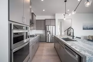 789 S Miller Ave S, North Salt Lake, UT 84054 - Photo 7