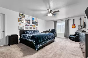 489 S Day Dream Ln, Saratoga Springs, UT 84045 - Photo 11
