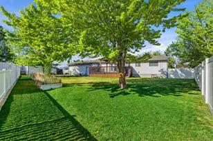 1438 N Trinnaman Ln W, Lehi, UT 84043 - Photo 35