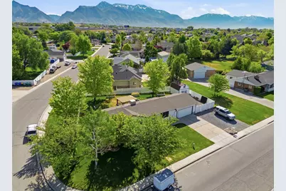 1438 N Trinnaman Ln W, Lehi, UT 84043 - Photo 43