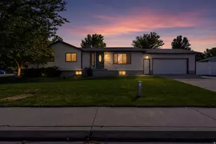 1438 N Trinnaman Ln W, Lehi, UT 84043 - Photo 47