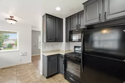 2928 Fowler Ave, Ogden, UT 84403 - Photo 9