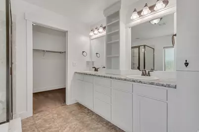 8069 N Quarter Mile Dr, Eagle Mountain, UT 84005 - Photo 17