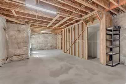 8069 N Quarter Mile Dr, Eagle Mountain, UT 84005 - Photo 27