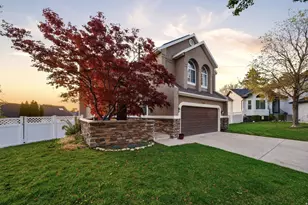 7910 S Pear Tree Cir E, Sandy, UT 84094 - Photo 3