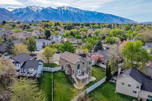 7910 S Pear Tree Cir E, Sandy, UT 84094 - Photo 29