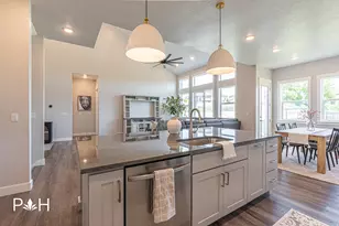 781 W 85 S, Hyrum, UT 84319 - Photo 13