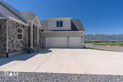 781 W 85 S, Hyrum, UT 84319 - Photo 67