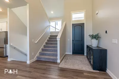 781 W 85 S, Hyrum, UT 84319 - Photo 3