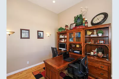 11297 S Via Bonito Dr, South Jordan, UT 84095 - Photo 17