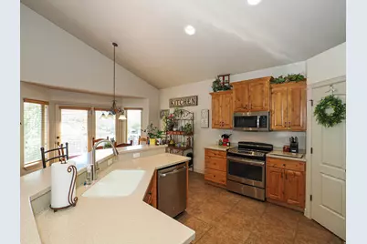 11297 S Via Bonito Dr, South Jordan, UT 84095 - Photo 13
