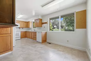2348 N 770 W, Clinton, UT 84015 - Photo 7