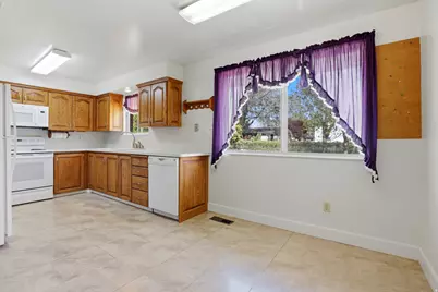 2348 N 770 W, Clinton, UT 84015 - Photo 7