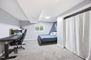 9510 S 2280 E, Sandy, UT 84092 - Photo 23