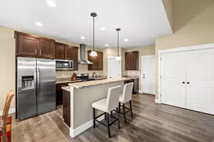 821 E Olivia Ct S, Salt Lake City, UT 84107 - Photo 9