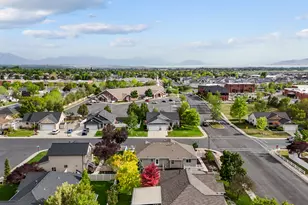 4584 W Carriage Ln, Cedar Hills, UT 84062 - Photo 39