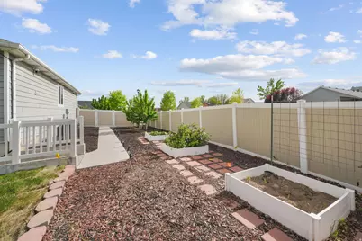 4584 W Carriage Ln, Cedar Hills, UT 84062 - Photo 33