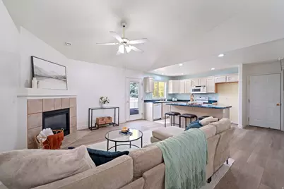 4584 W Carriage Ln, Cedar Hills, UT 84062 - Photo 7
